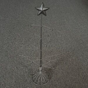 Silver Star Metal Ornament Tree (vintage)